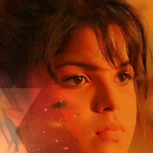 Pooja Devariya gets it for 3 films at Behindwoods Gold Medals 2017