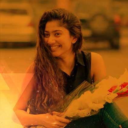 Sai Pallavi gets Best Actress award for Malayalam at BGM 2017