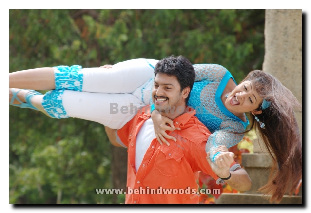 Kizakku Kadarkarai Salai Movie Gallery