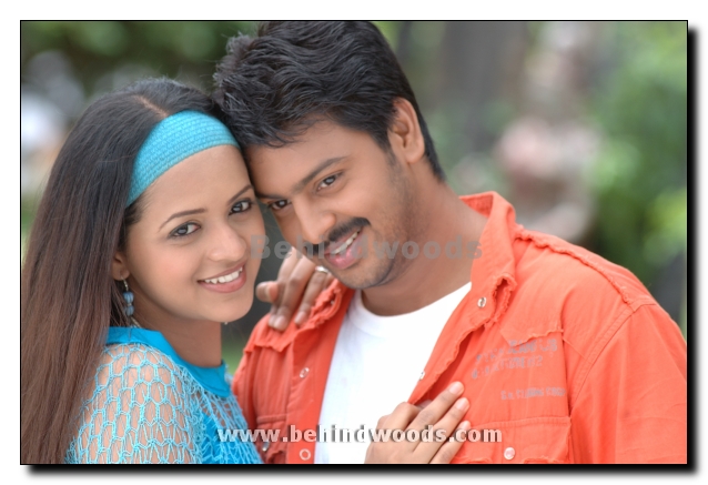 Kizakku Kadarkarai Salai Movie Gallery