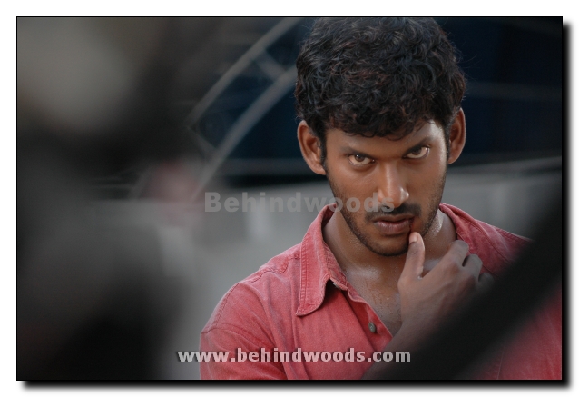 Thimiru Movie Galley