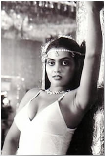 Remembering the temptress The legend of Silk Smitha - Tamil Movie Column - Silk  Smitha | Vijayalakshmi | Vandi Chakkaram | Kamal Hassan | Alaigal  Oivadillai - Behindwoods.com -