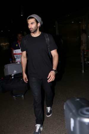Aditya Roy Kapur (aka) Aditya RoyKapur