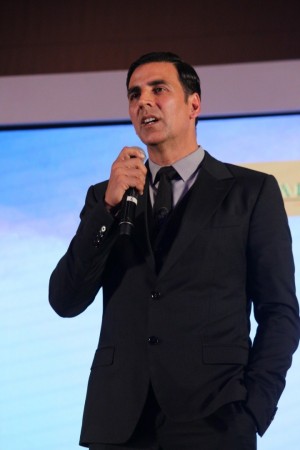 Akshay Kumar (aka) Akshay