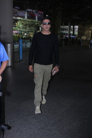 Akshay Kumar (aka) Akshay