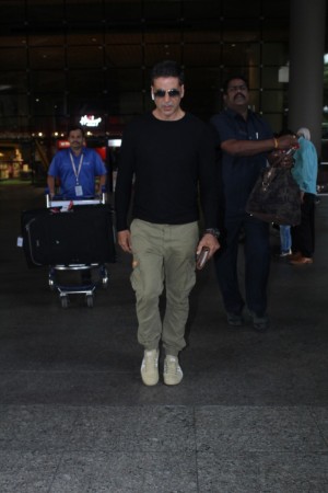 Akshay Kumar (aka) Akshay