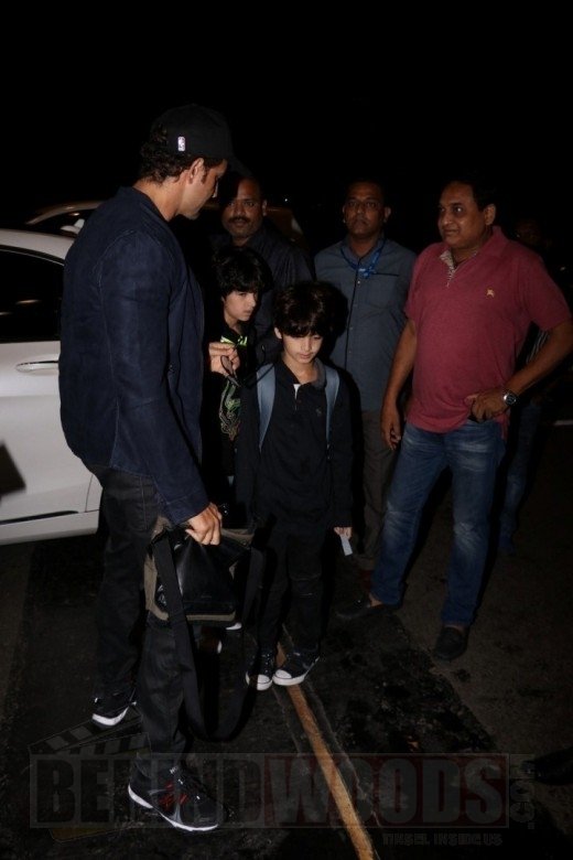 Hrithik Roshan (aka) HrithikRoshan