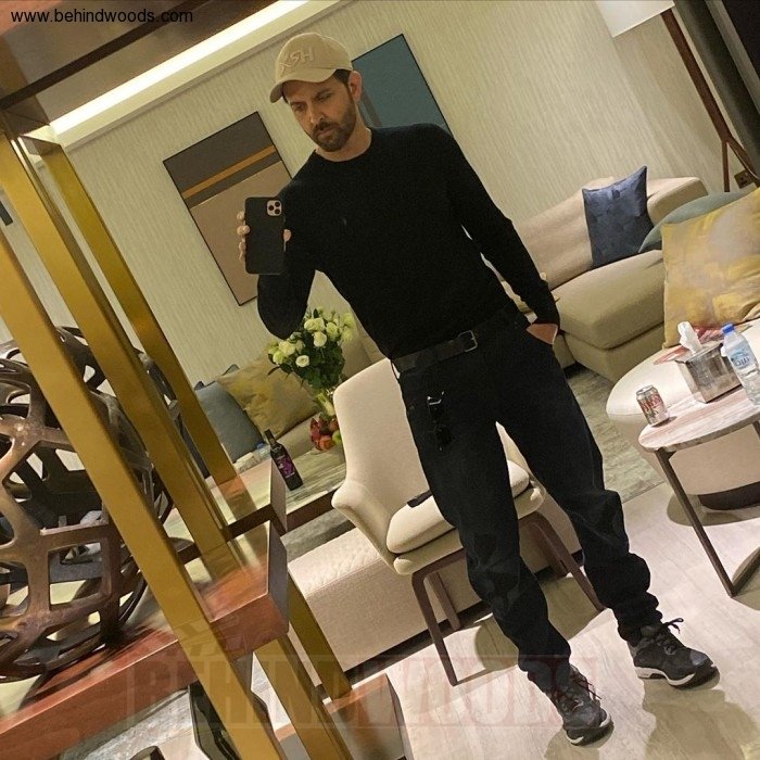 Hrithik Roshan (aka) HrithikRoshan