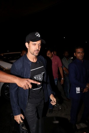 Hrithik Roshan (aka) HrithikRoshan
