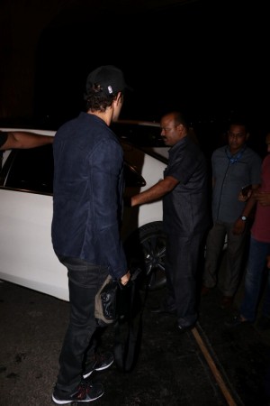 Hrithik Roshan (aka) HrithikRoshan