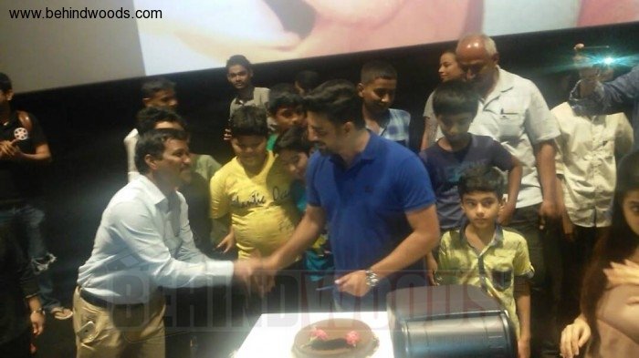 Madhavan (aka) R. Madhavan