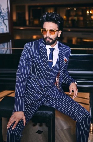Ranveer Singh (aka) Ranveersingh