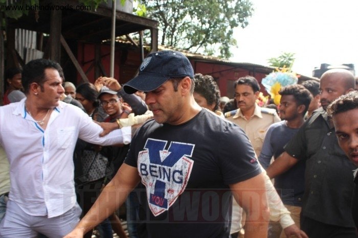 Salman Khan (aka) SalmaanKhaan