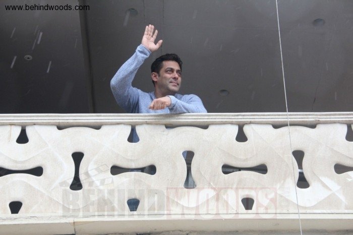 Salman Khan (aka) SalmaanKhaan