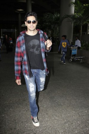 Sidharth Malhotra (aka) Siddharth Malhotraa