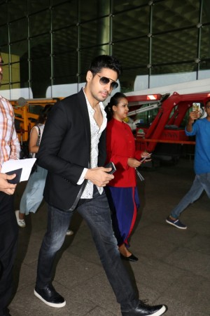 Sidharth Malhotra (aka) Siddharth Malhotraa
