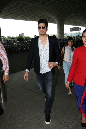 Sidharth Malhotra (aka) Siddharth Malhotraa