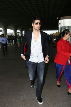 Sidharth Malhotra (aka) Siddharth Malhotraa