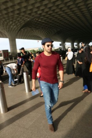 Varun Dhawan (aka) Varun