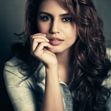 Huma Qureshi responds to a tweet about Chris Nolan sarcastically