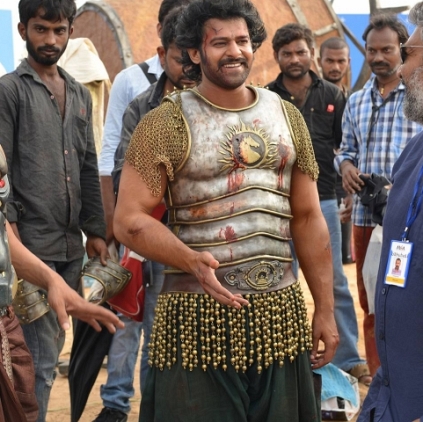 Romanian audience clap for Baahubali 2