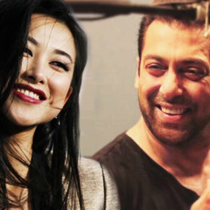 Salman Khan gifts a puppy to his Tubelight co-star Zhu Zhu