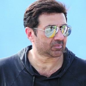 Bajrangi Bhaijaan, Baahubali, Vijay 61! Yet this senior actor walks out of this film