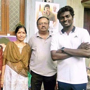 Vijay plays a politician in Mersal?