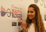American Swan Beauty and the Blogger on Fame Box