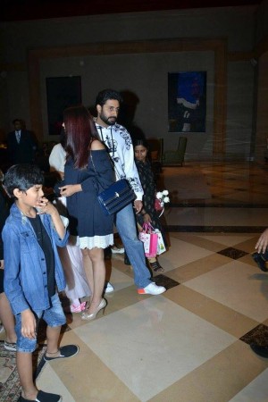 Bachchan Family Spotted At JW Marriott