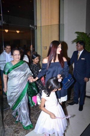 Bachchan Family Spotted At JW Marriott