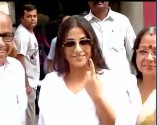 Bollywood Stars cast their Votes