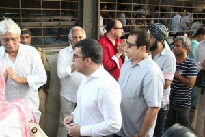 Bollywood Industry's Last Respect To Vinod Khanna