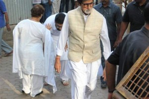 Bollywood Industry's Last Respect To Vinod Khanna