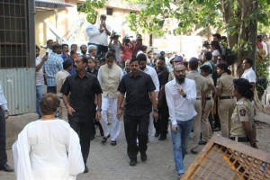 Bollywood Industry's Last Respect To Vinod Khanna