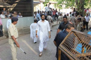 Bollywood Industry's Last Respect To Vinod Khanna