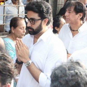 Bollywood Industry's Last Respect To Vinod Khanna