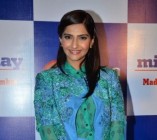 Celebs at Mid Day Event