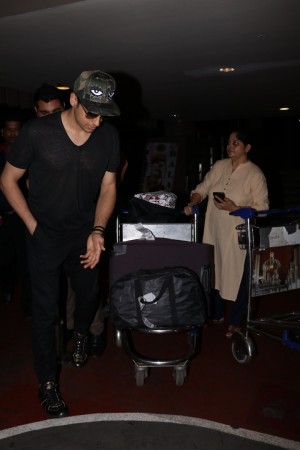 Celebs Spotted At Airport