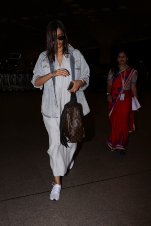 Celebs Spotted At Airport