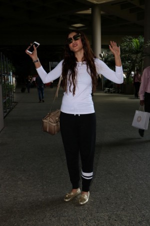 Gauhar Khan Spotted At Airport