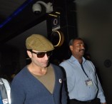 Kareena Kapoor and Saif Ali Khan leave for Swiss Vacation