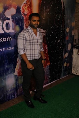 Success Party Of Half Girlfriend