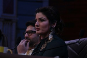 Sushant Singh Rajput And Kriti Sanon Promote Raabta On Sabse Bada Kalakar