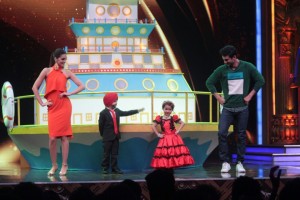 Sushant Singh Rajput And Kriti Sanon Promote Raabta On Sabse Bada Kalakar