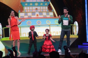 Sushant Singh Rajput And Kriti Sanon Promote Raabta On Sabse Bada Kalakar