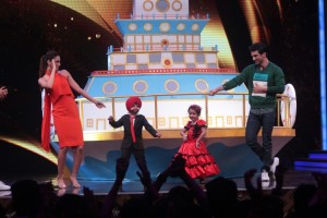 Sushant Singh Rajput And Kriti Sanon Promote Raabta On Sabse Bada Kalakar