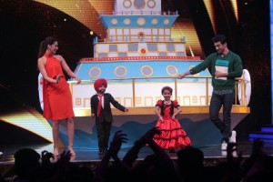 Sushant Singh Rajput And Kriti Sanon Promote Raabta On Sabse Bada Kalakar