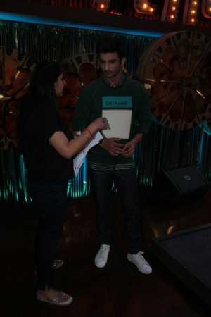 Sushant Singh Rajput And Kriti Sanon Promote Raabta On Sabse Bada Kalakar