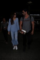 Sushant Singh Rajput And Kriti Sanon Spotted At Airport